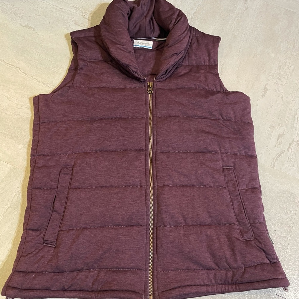 Columbia Puffer Vest